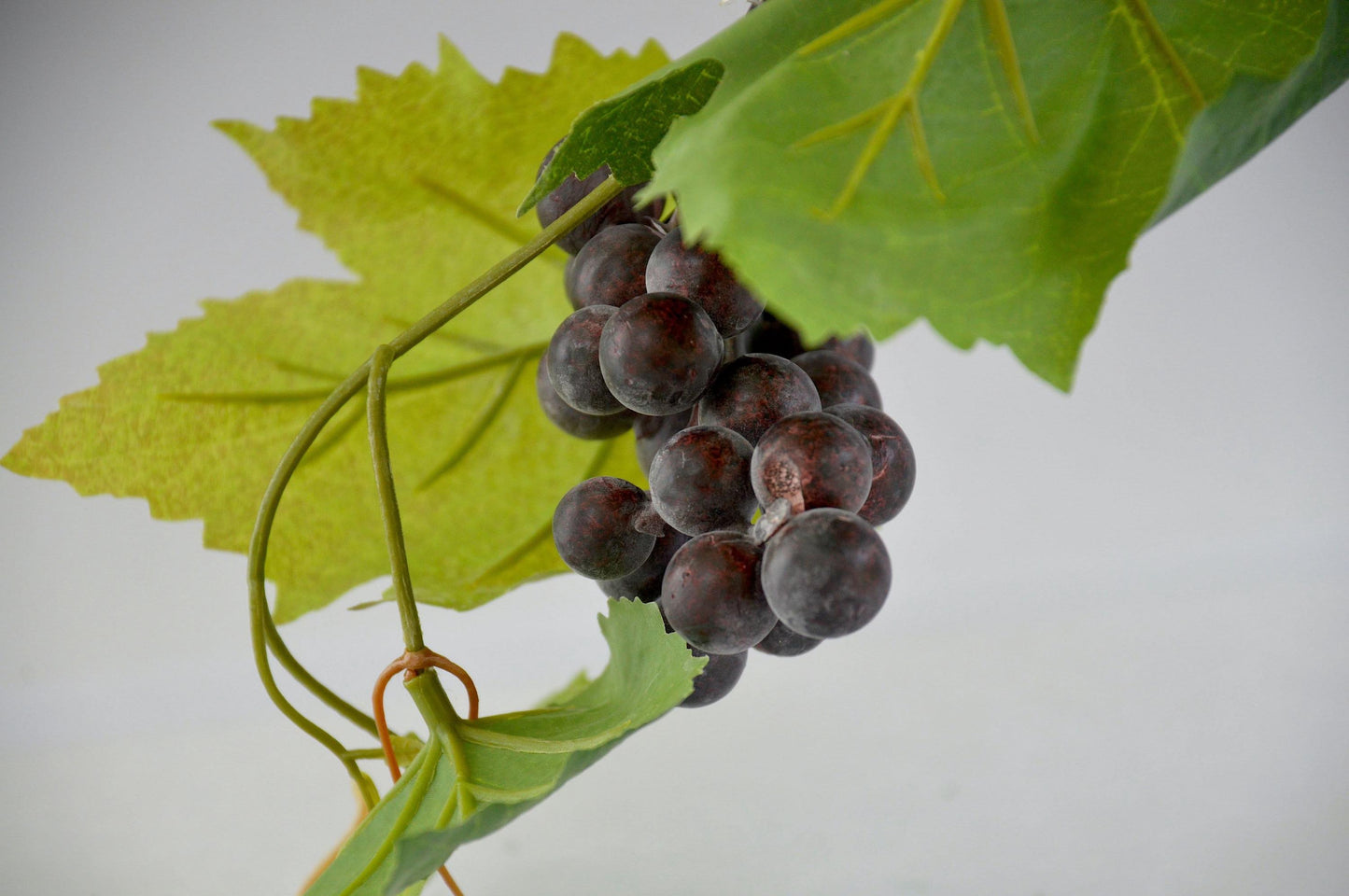 Artificial Grape Garland Ferris Heart Sloane, faux garland, artificial garland, grape garland, grapes, floral decor, home decor