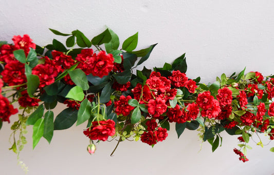 Artificial Cottage Garden Red Rose Garland – 130cm Faux Floral for Weddings & Home Décor